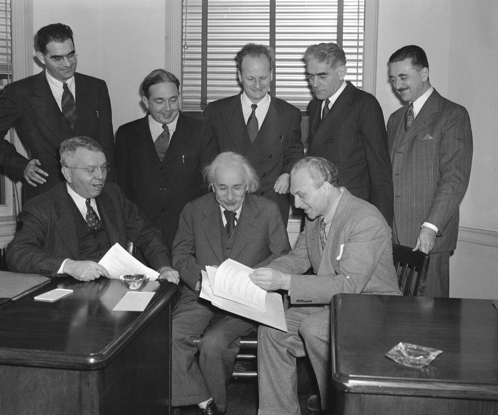 1962: Massachusetts Institute of Technology